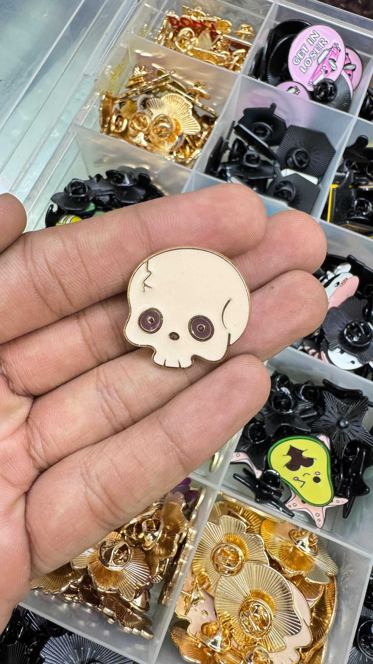 SKULL π Enamel Lapel Pin imatation jewellery