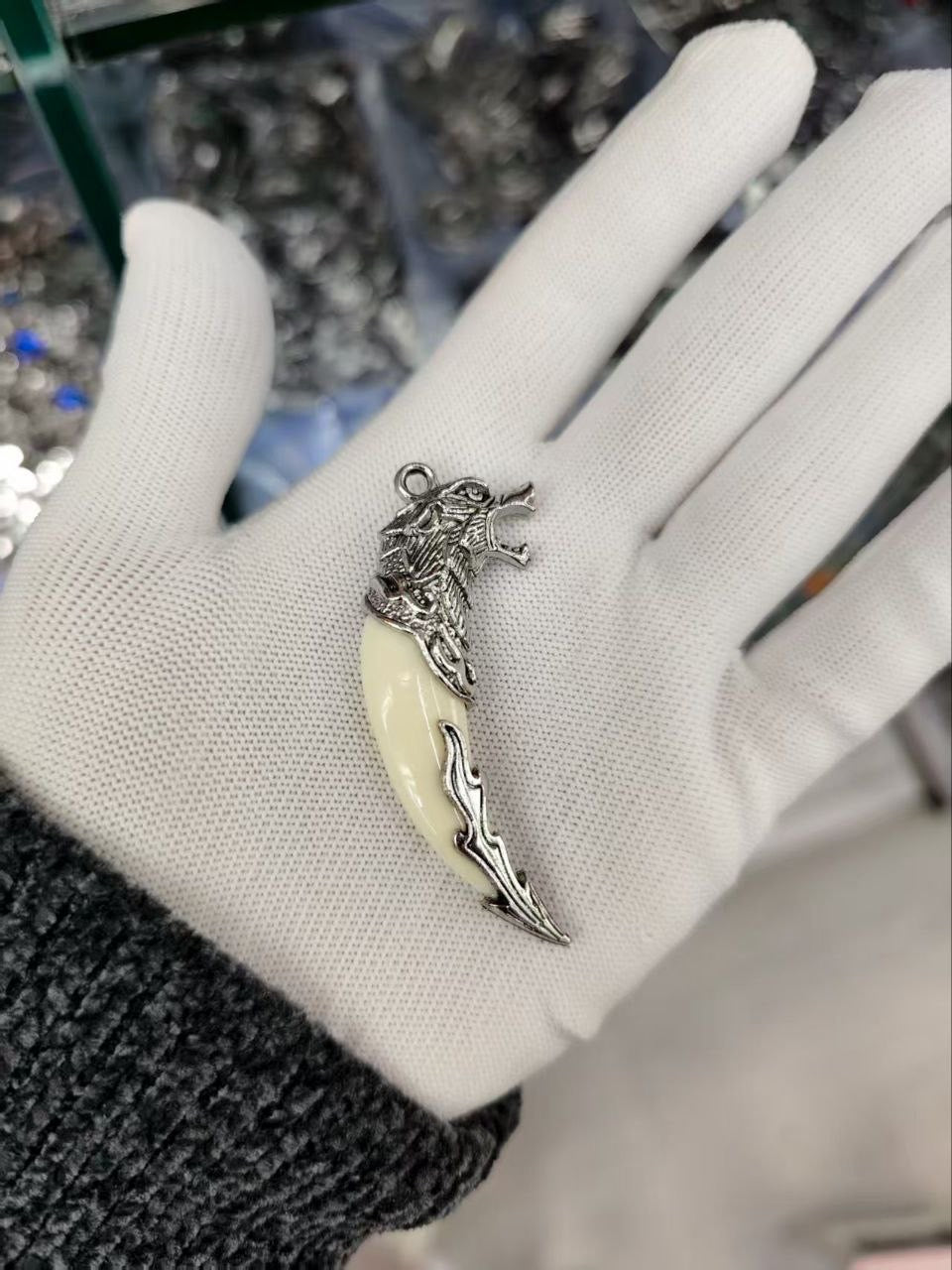 Premium WOLF 🐺 Shape Metal Pendant for Jewellery & Keychains |