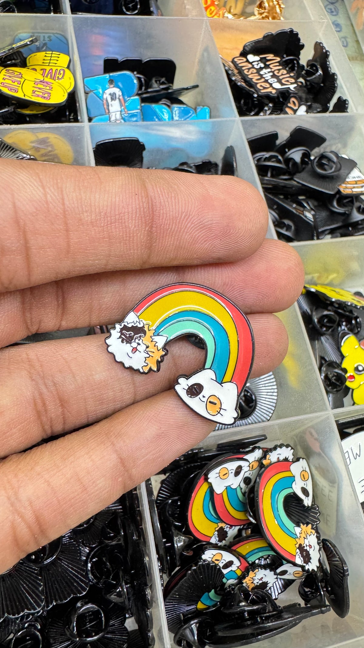 RAINBOW 🌈 Brooch Pin for imatation jewellery