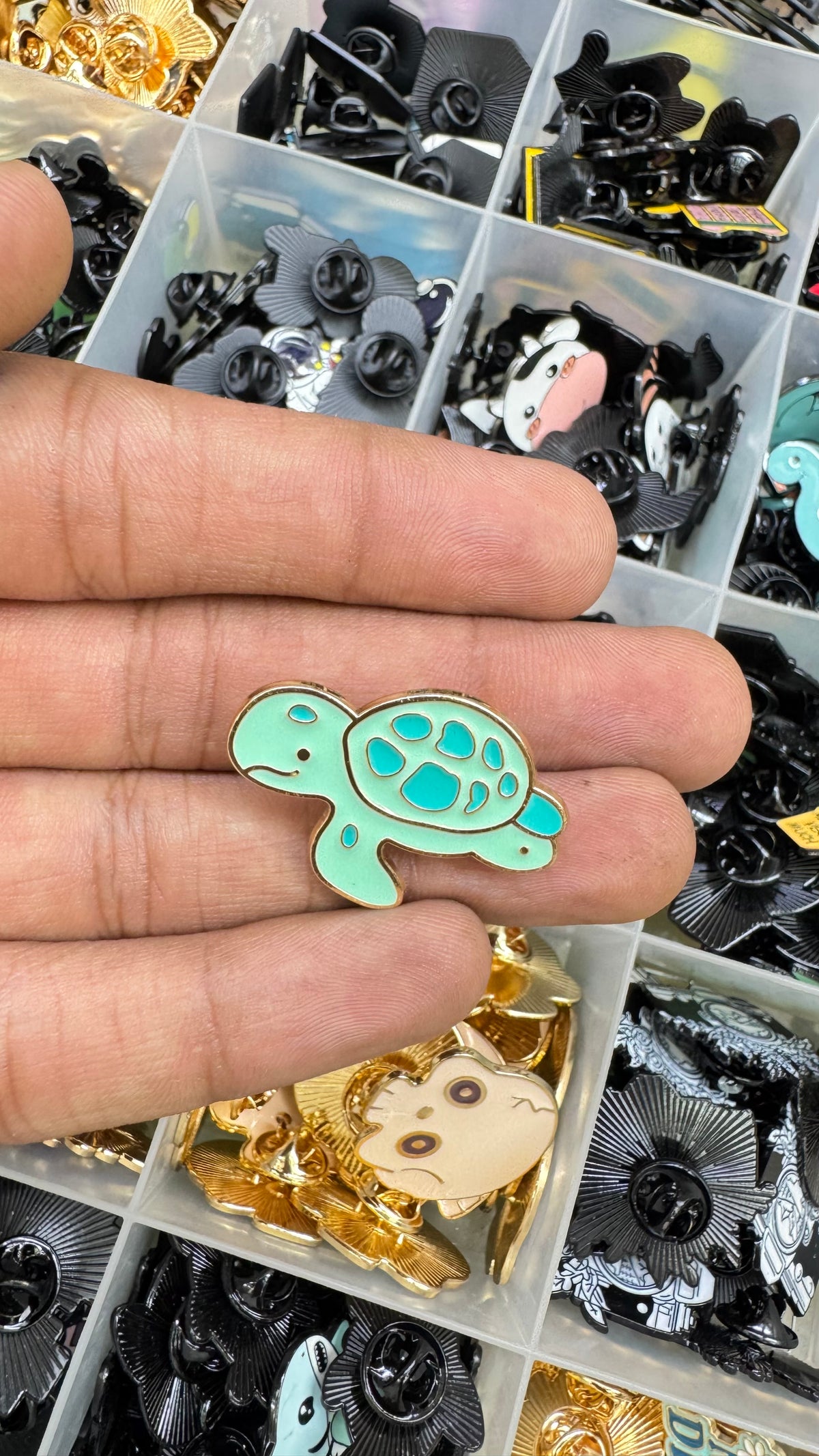 Turtle 🐢 Enamel Lapel Pin imatation jewellery