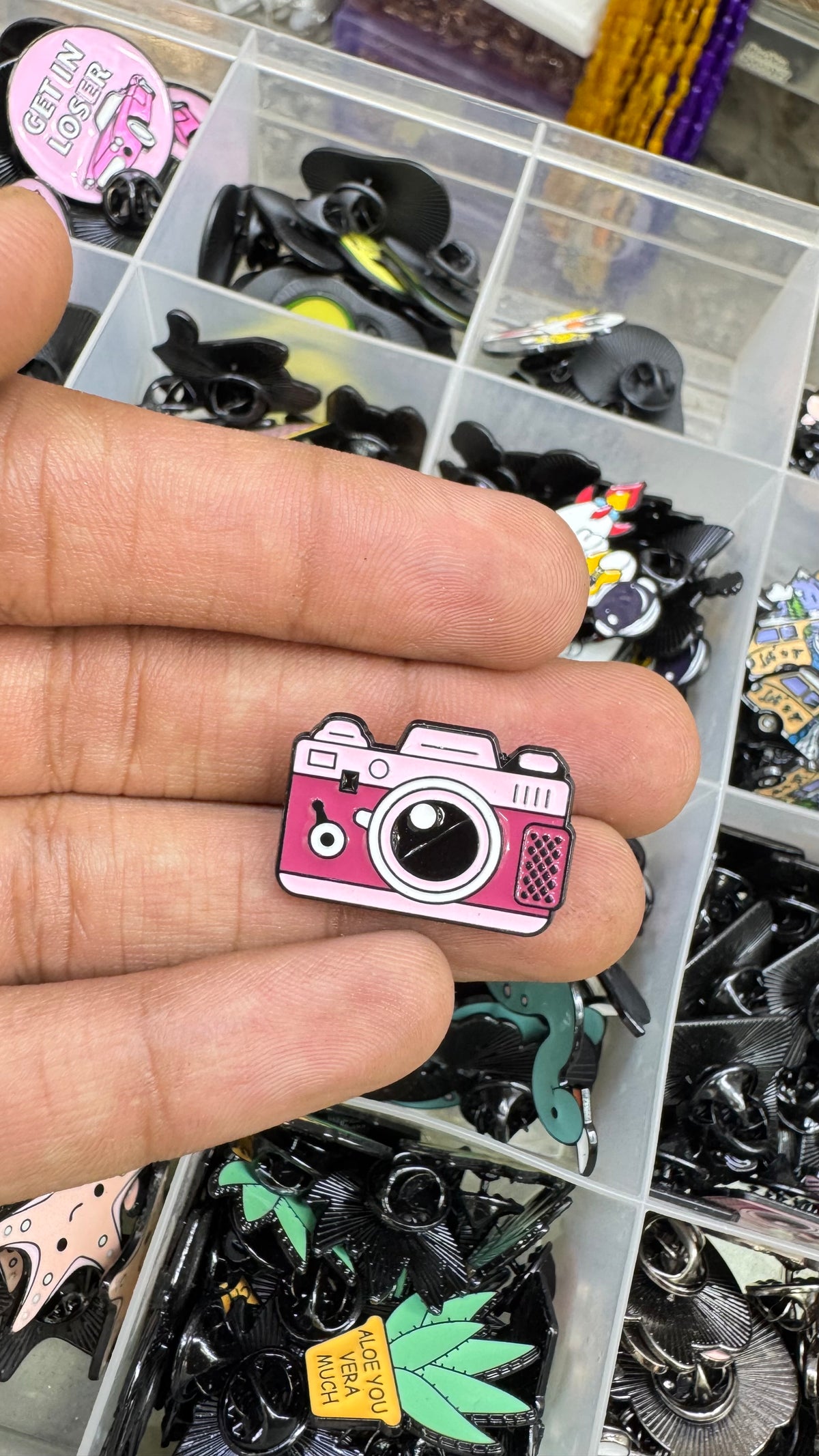 CAMERA 📷 Enamel Lapel Pin imatation jewellery