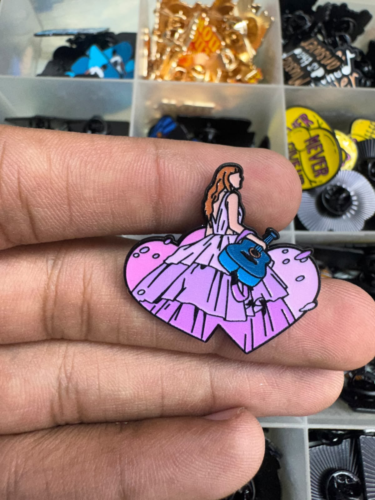 Taylor Swift Brooch Pin for imatation jewellery
